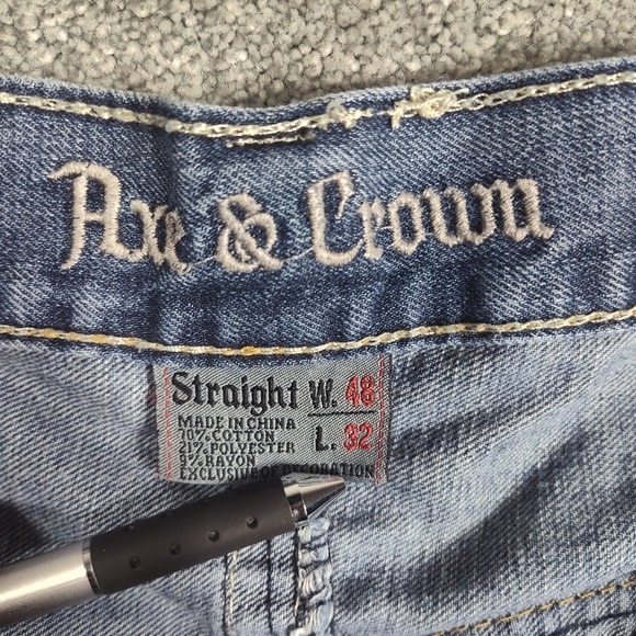 Axe & Crown Jeans Mens Size 48x32 Light Wash Denim Blue Relaxed Fit Distressed - Picture 3 of 16